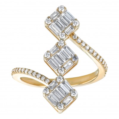 14K White Gold 0.85 carats Baguette and Round Diamonds Slanted Ring