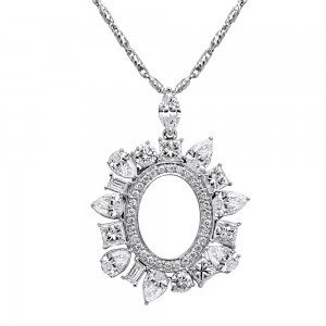 14K White Gold 2.4 carats Fancy Cut Diamonds Oval Shape Frame Necklace