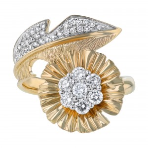 14K Yellow Gold 0.65 carats Round Diamonds Leaf and Flower Ring